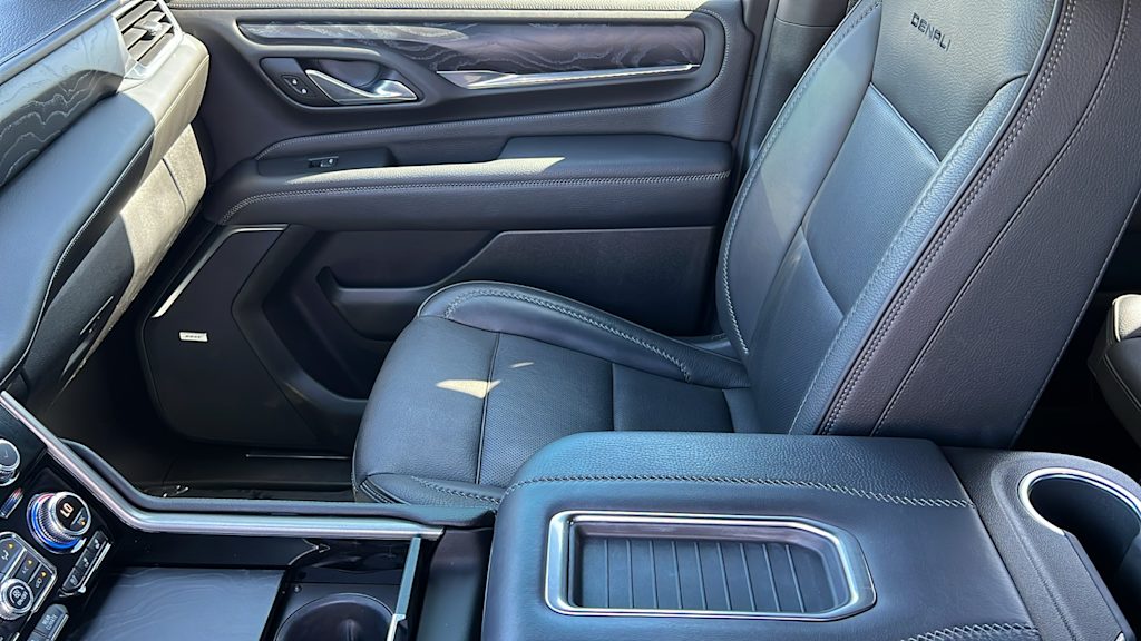 Thumbnail: 2021 GMC Yukon - 21
