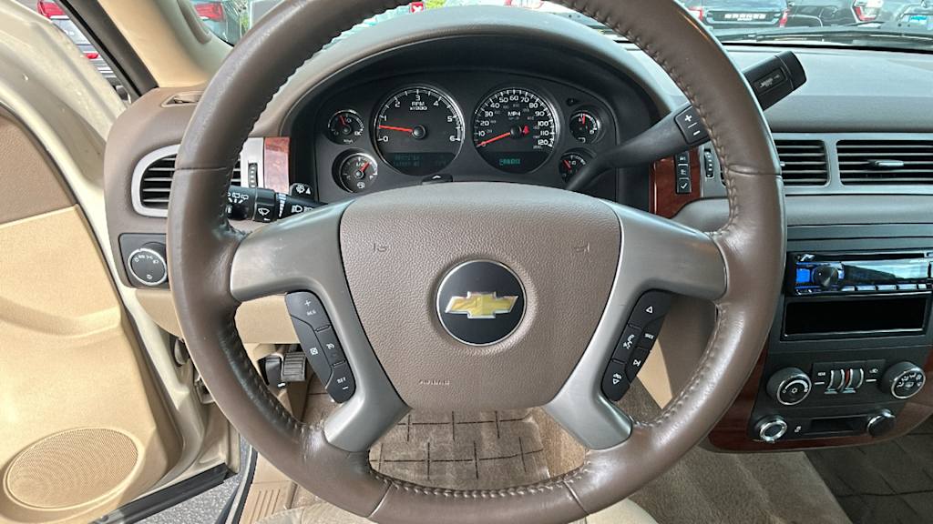 Thumbnail: 2012 Chevrolet Tahoe - 14