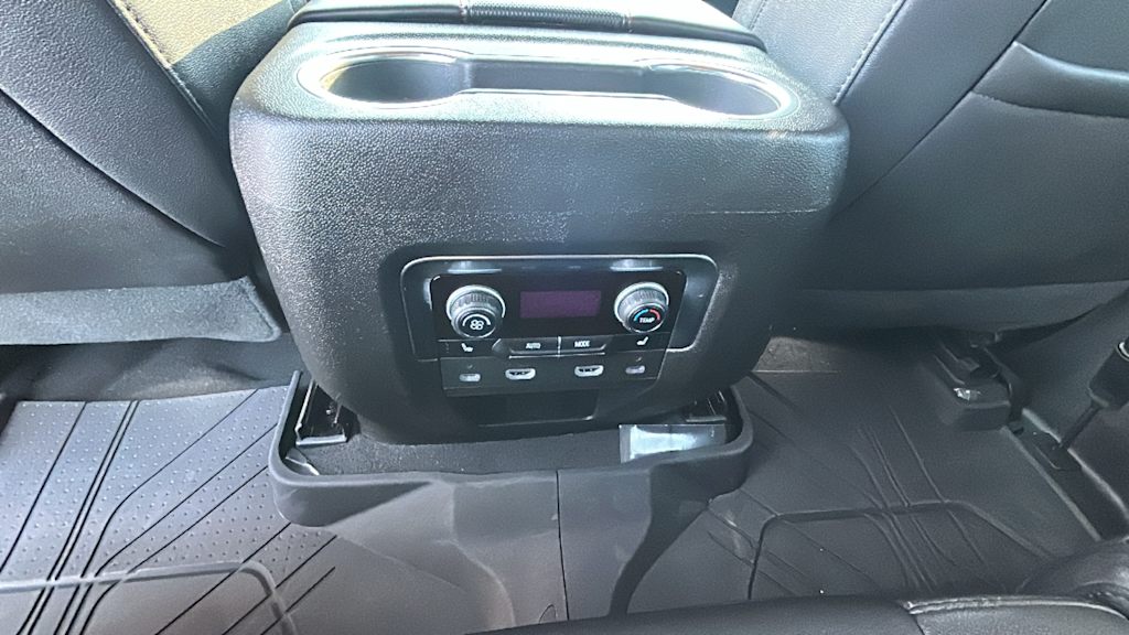 Thumbnail: 2023 Chevrolet Tahoe - 29