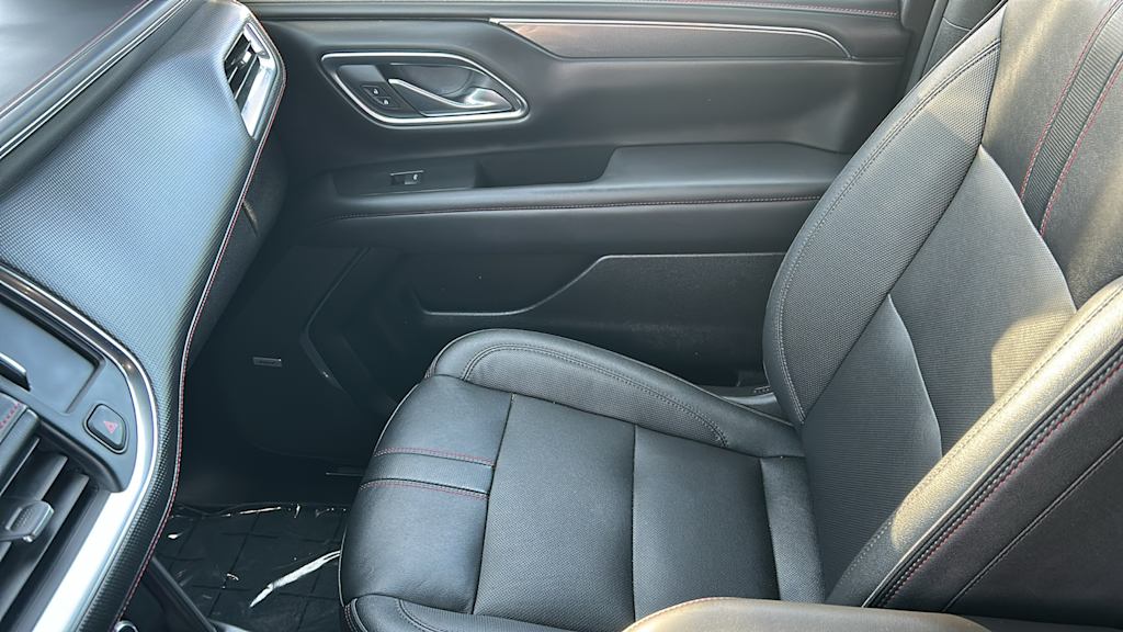 Thumbnail: 2023 Chevrolet Tahoe - 10