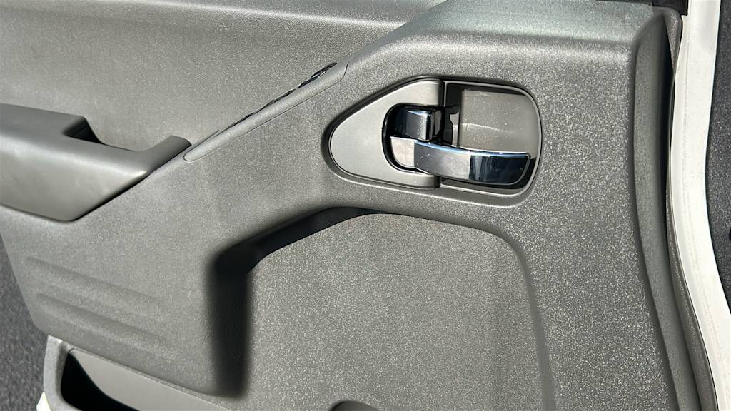 Thumbnail: 2018 Nissan Frontier - 27