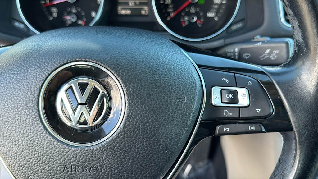 Thumbnail: 2016 Volkswagen Passat - 26