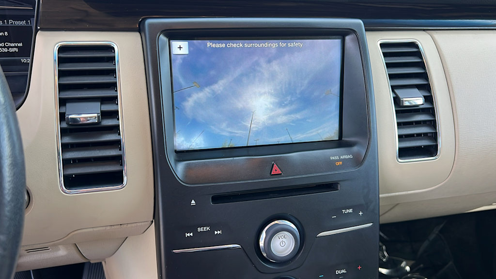 Thumbnail: 2016 Ford Flex - 24