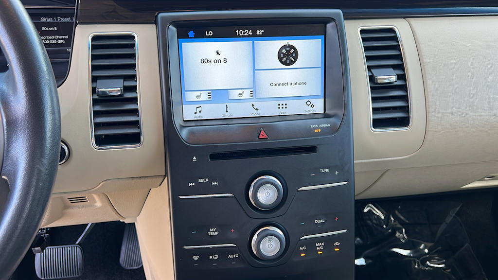 Thumbnail: 2016 Ford Flex - 13