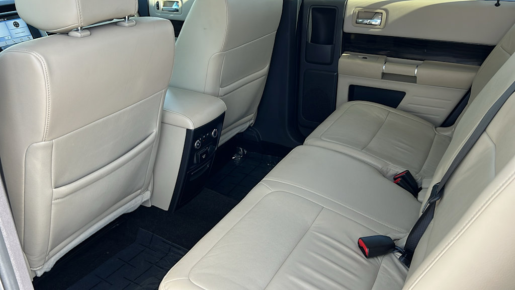 Thumbnail: 2016 Ford Flex - 11