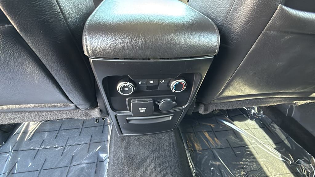 Thumbnail: 2016 Ford Flex - 29