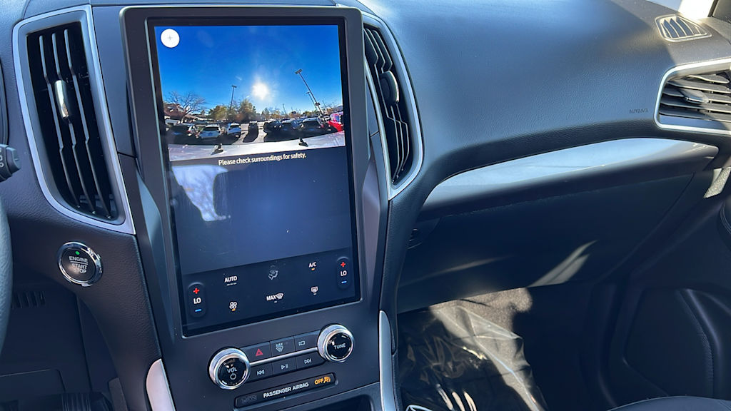 Thumbnail: 2024 Ford Edge - 24