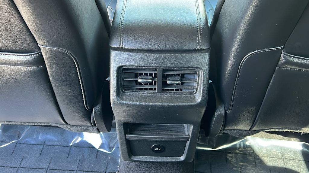 2023 Ford Edge SEL 30
