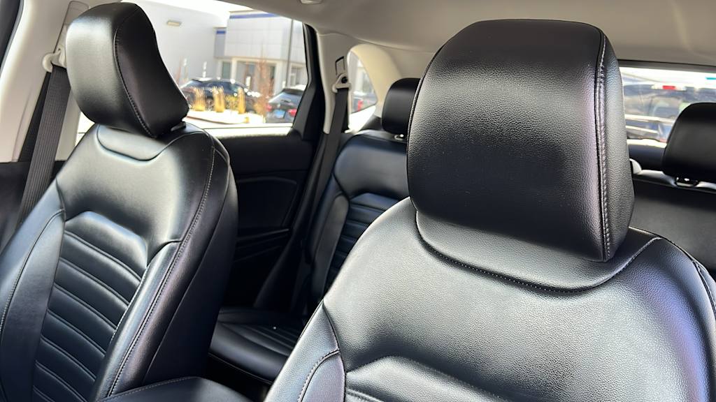2023 Ford Edge SEL 10