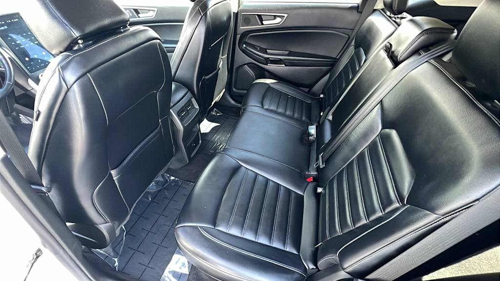 2023 Ford Edge SEL 12
