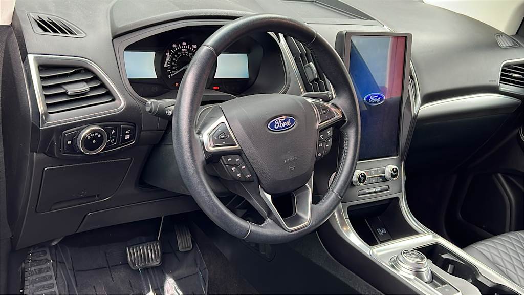 Thumbnail: 2024 Ford Edge - 2