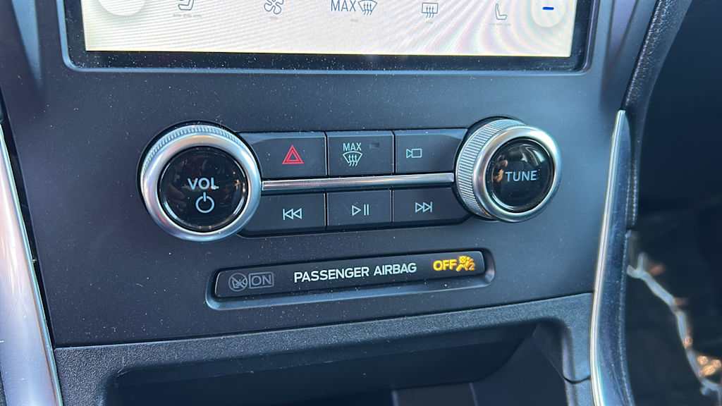 Thumbnail: 2024 Ford Edge - 23