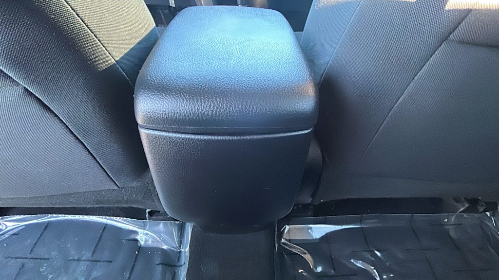 Thumbnail: 2016 Toyota RAV4 - 28