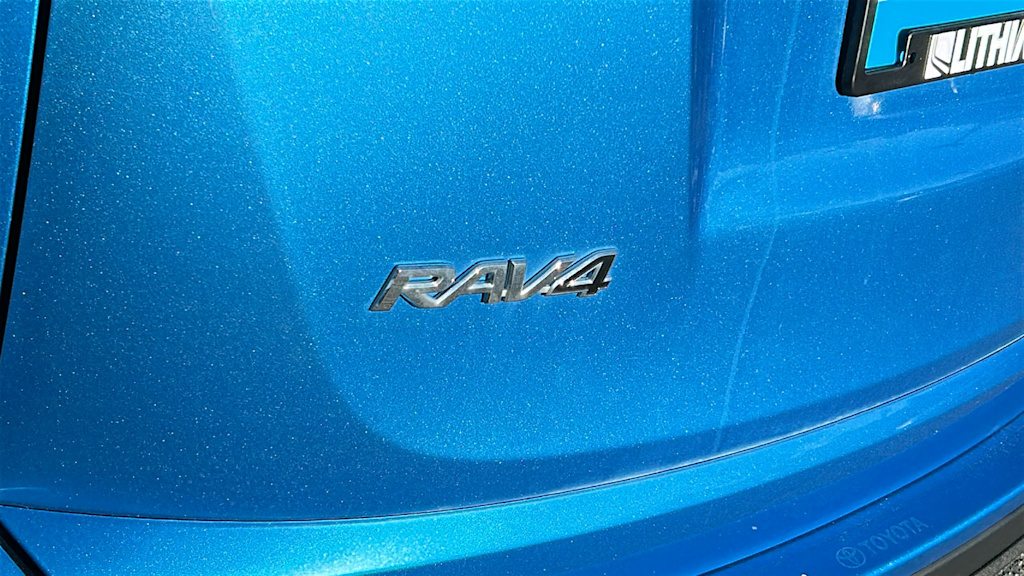 Thumbnail: 2016 Toyota RAV4 - 7