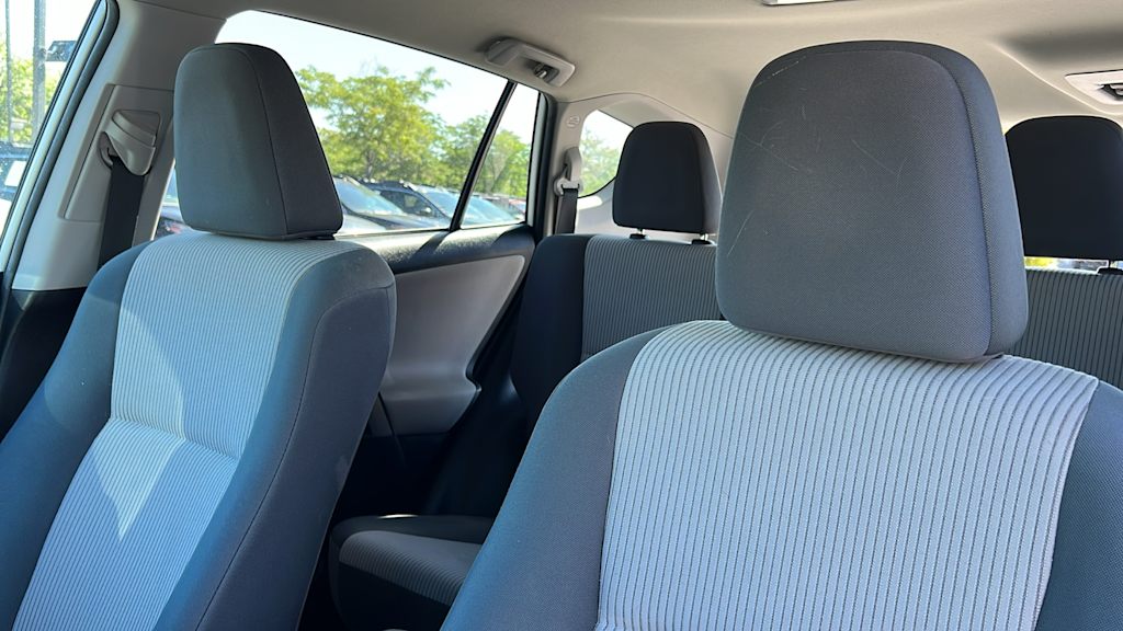 Thumbnail: 2015 Toyota RAV4 - 10