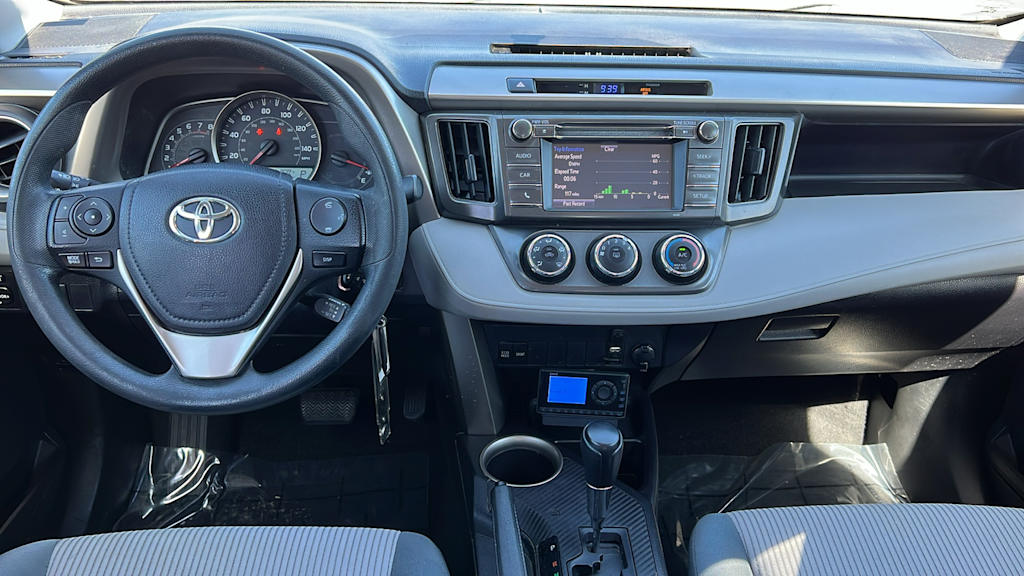 Thumbnail: 2015 Toyota RAV4 - 13