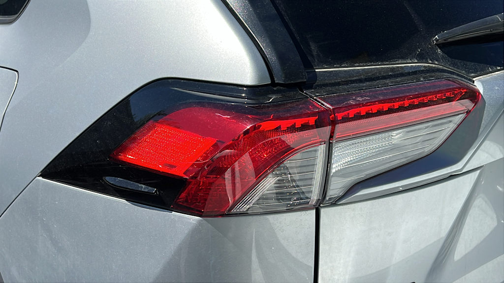 2023 Toyota RAV4 LE 15