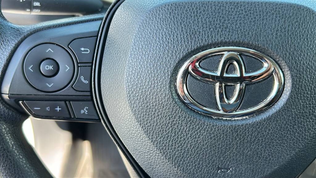 Thumbnail: 2023 Toyota RAV4 - 25