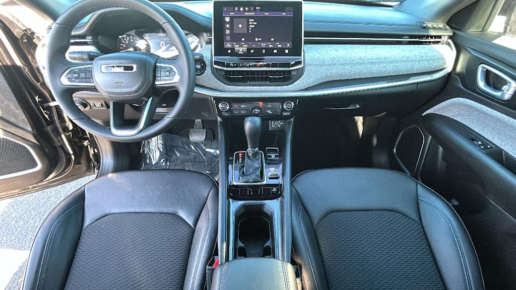 Thumbnail: 2024 Jeep Compass - 12