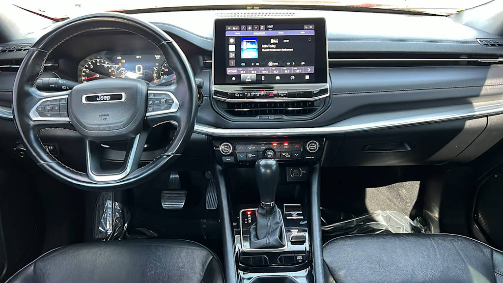 Thumbnail: 2022 Jeep Compass - 13