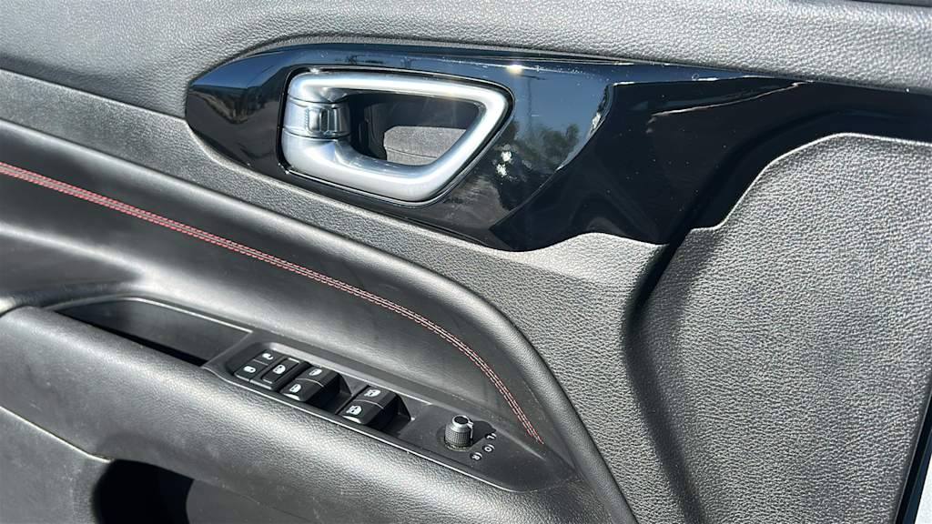 Thumbnail: 2024 Jeep Compass - 28
