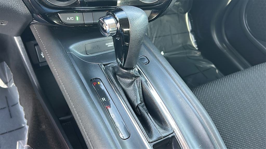 Thumbnail: 2018 Honda HR-V - 14