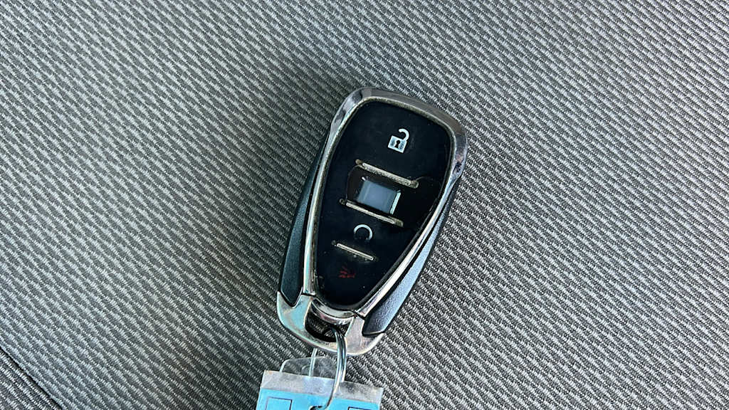 Thumbnail: 2018 Chevrolet Cruze - 18