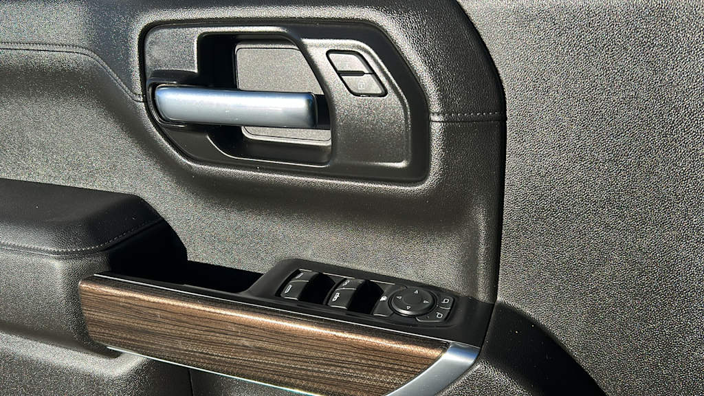 Thumbnail: 2021 Chevrolet Silverado 1500 - 28