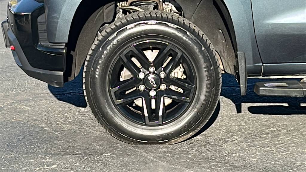 Thumbnail: 2021 Chevrolet Silverado 1500 - 8