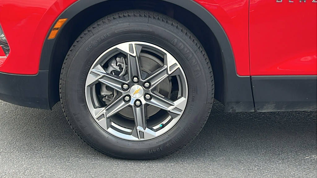 Thumbnail: 2024 Chevrolet Blazer - 8
