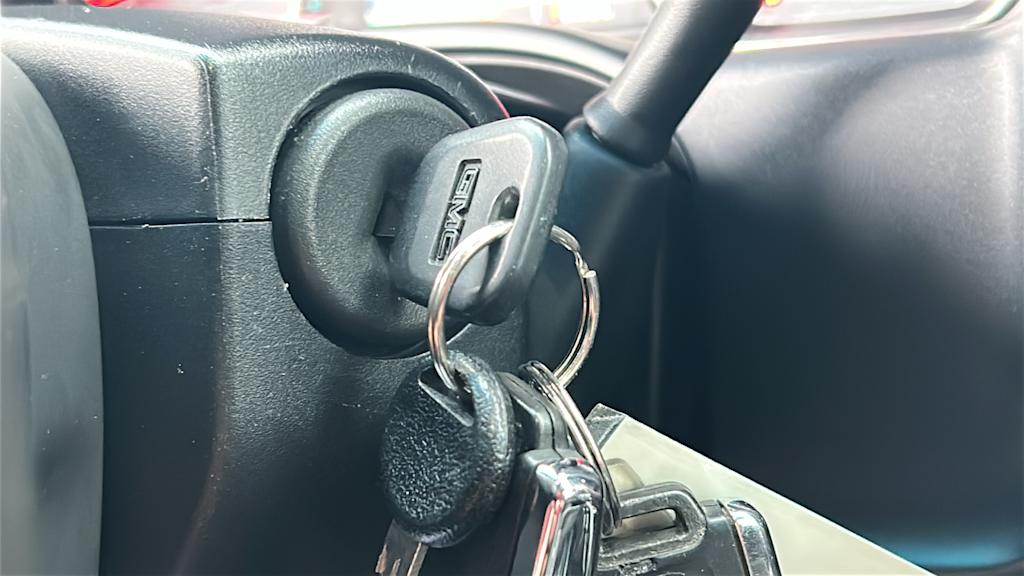 Thumbnail: 2017 GMC Sierra 1500 - 15