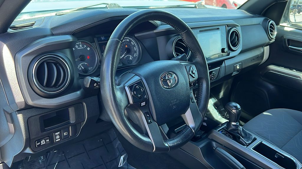 Thumbnail: 2019 Toyota Tacoma - 2