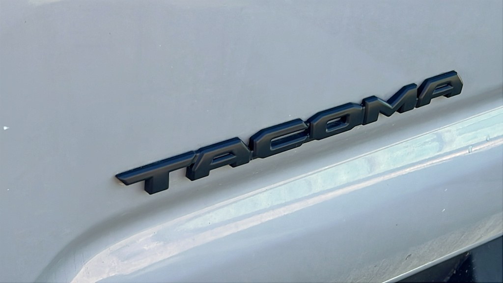 Thumbnail: 2020 Toyota Tacoma - 5
