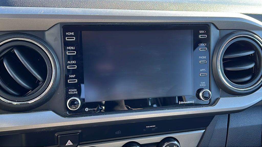 Thumbnail: 2020 Toyota Tacoma - 7