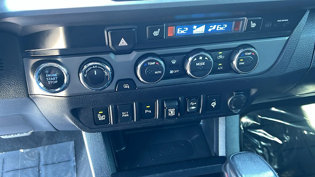 Thumbnail: 2019 Toyota Tacoma - 22