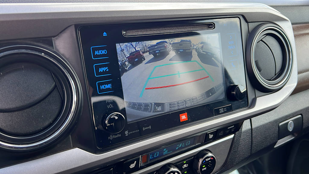 2016 Toyota Tacoma Limited 23