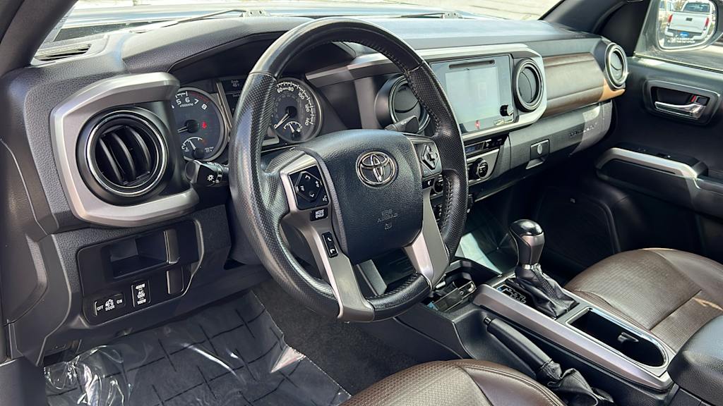 2016 Toyota Tacoma Limited 2