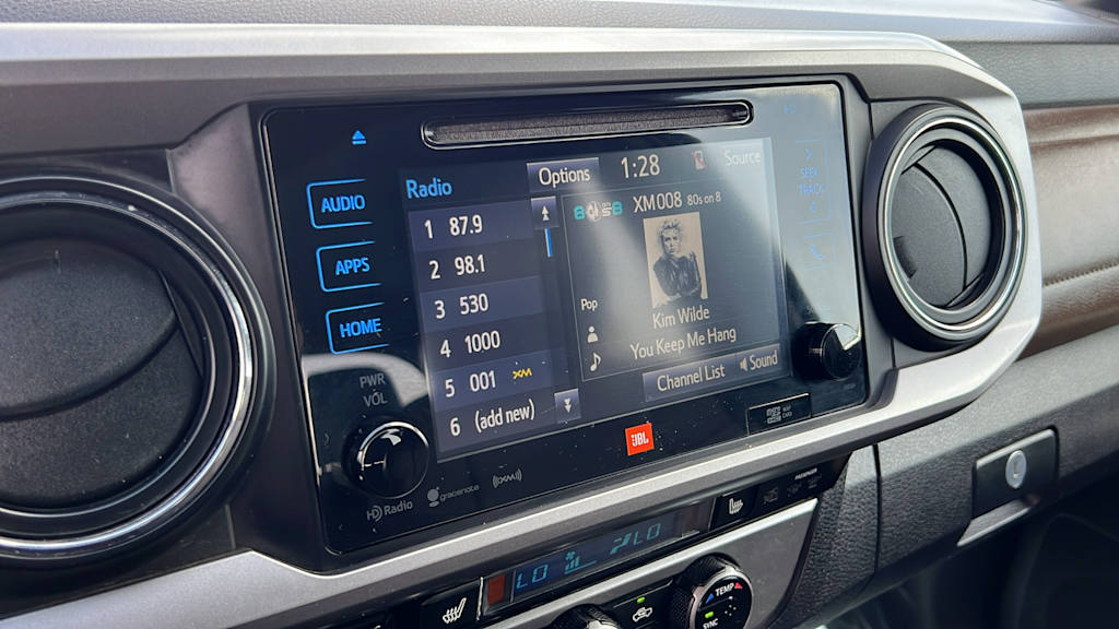 2016 Toyota Tacoma Limited 13