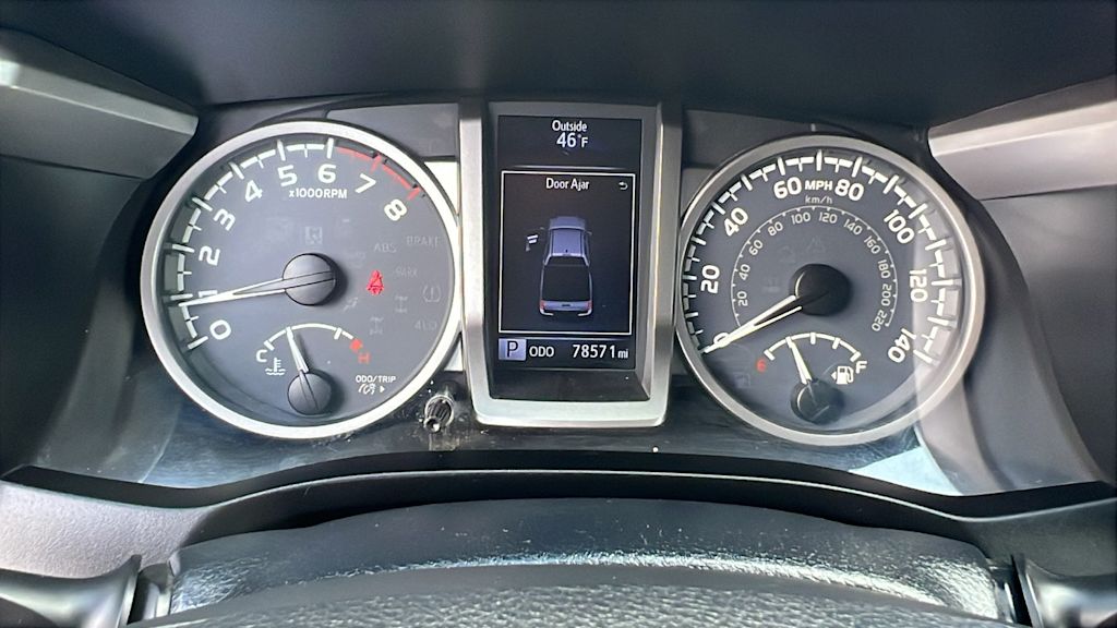2016 Toyota Tacoma Limited 15