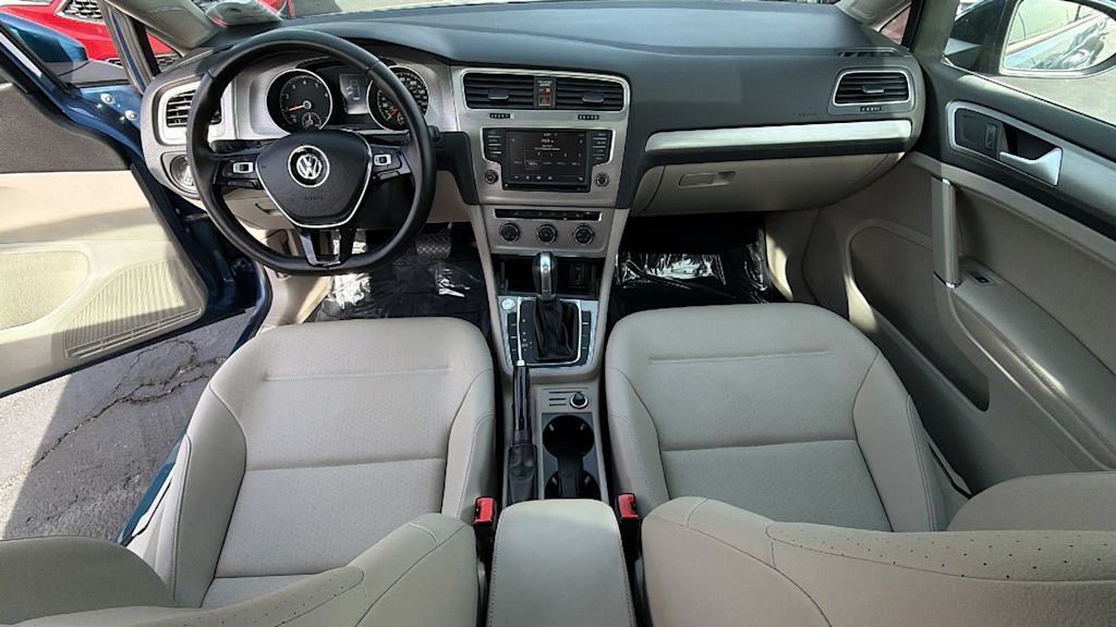 Thumbnail: 2017 Volkswagen Golf - 13