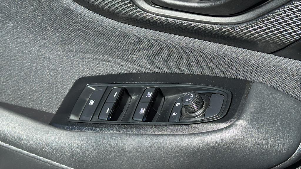 Thumbnail: 2025 Subaru Legacy - 26