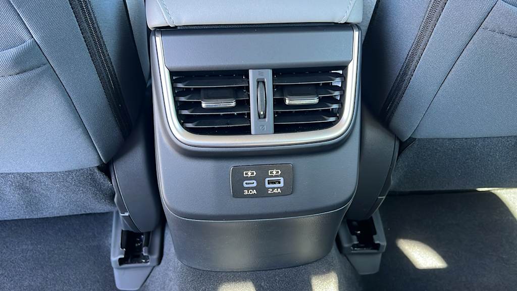 Thumbnail: 2025 Subaru Legacy - 30