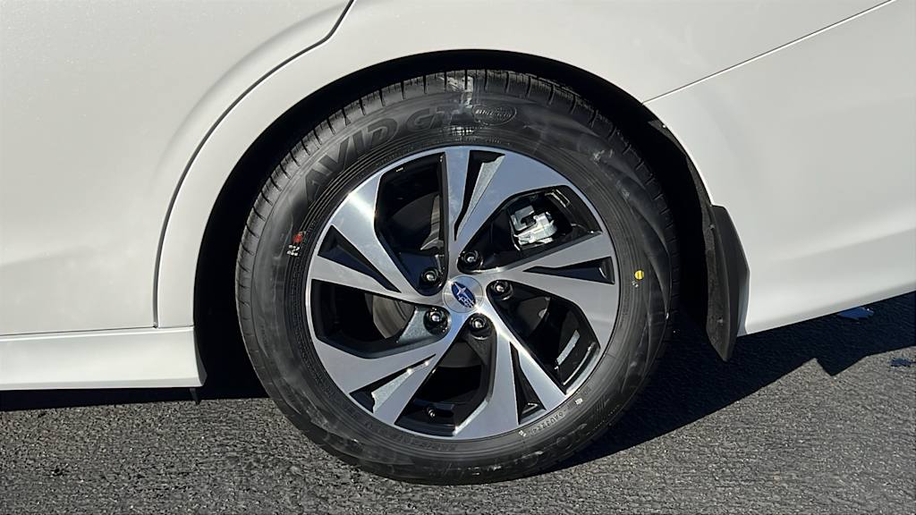 2025 Subaru Legacy Premium 8