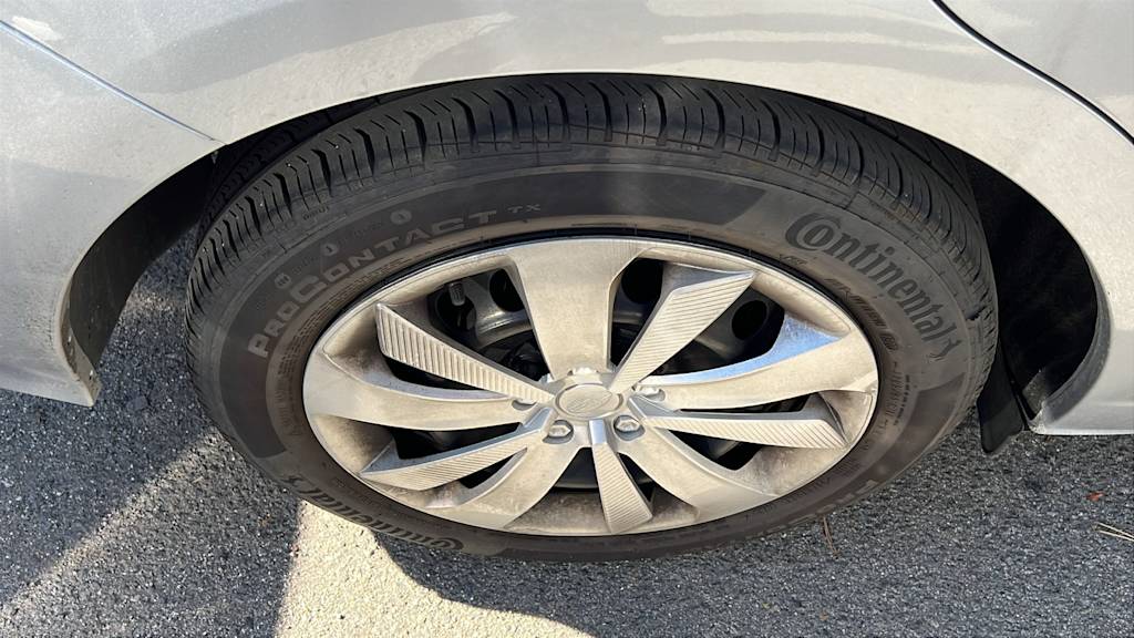 Thumbnail: 2023 Subaru Impreza - 11