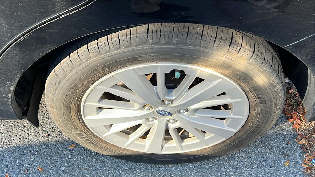 Thumbnail: 2017 Subaru Impreza - 11