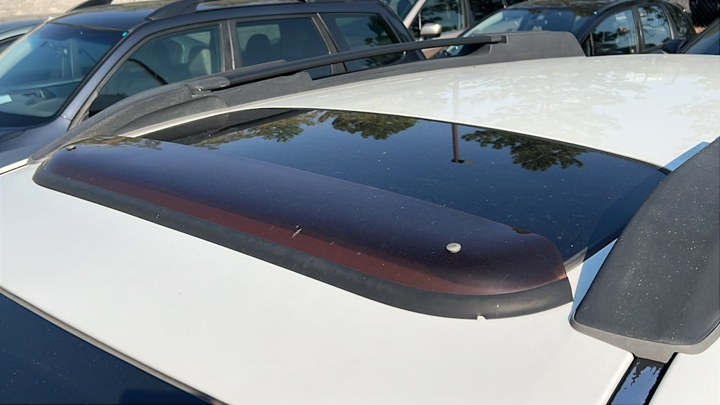 Thumbnail: 2010 Subaru Outback - 21