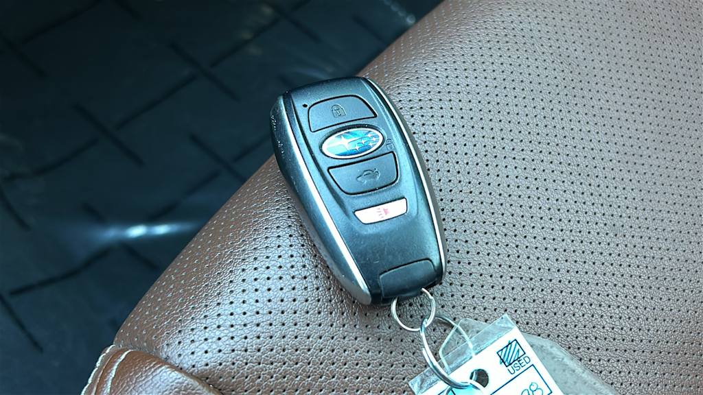 Thumbnail: 2017 Subaru Outback - 17