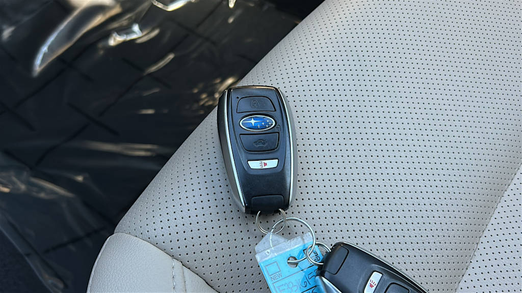 Thumbnail: 2015 Subaru Outback - 16