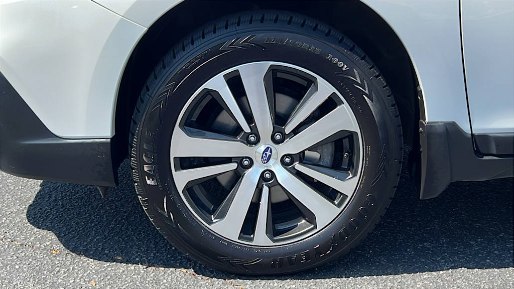 Thumbnail: 2018 Subaru Outback - 8