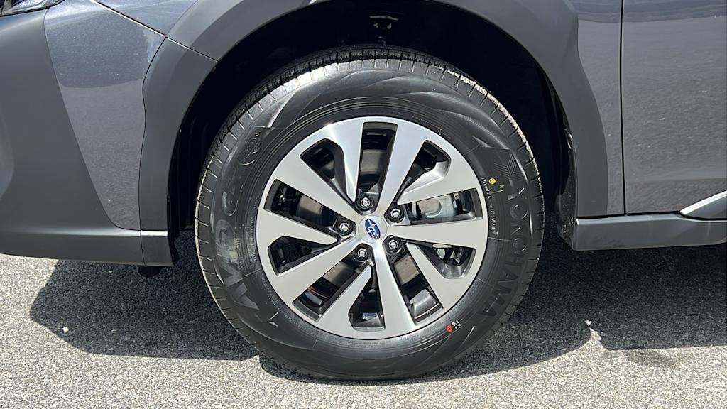 2025 Subaru Outback Base 8
